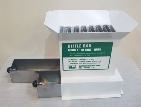 SAMPLE DIVIDER - RIFFLE BOXE  ,  Riffle Sample Splitter